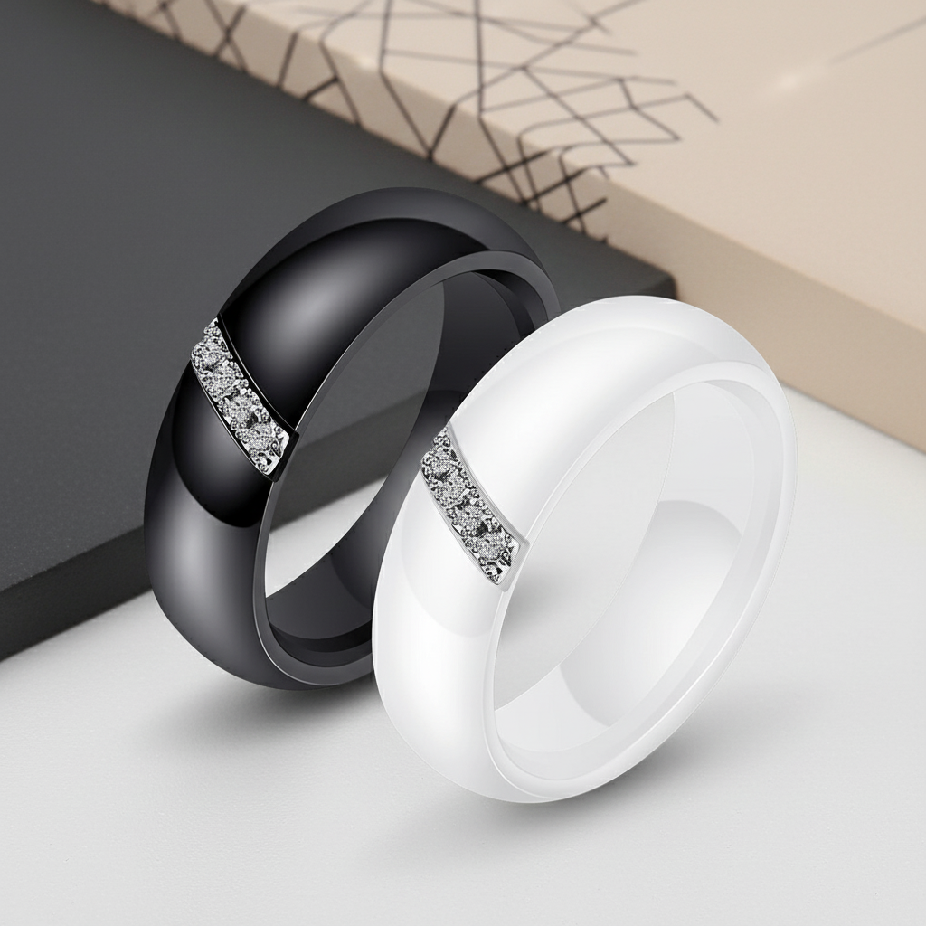 Bague en céramique noire ou blanche pour femme.